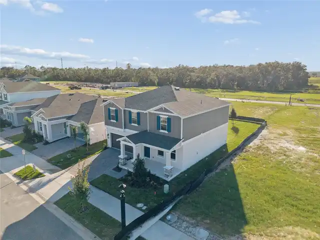 Listing Photo 17