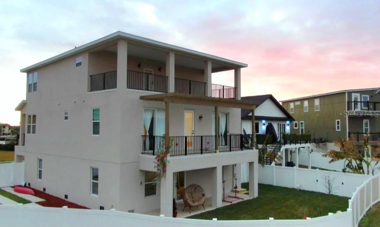 Listing Photo 9