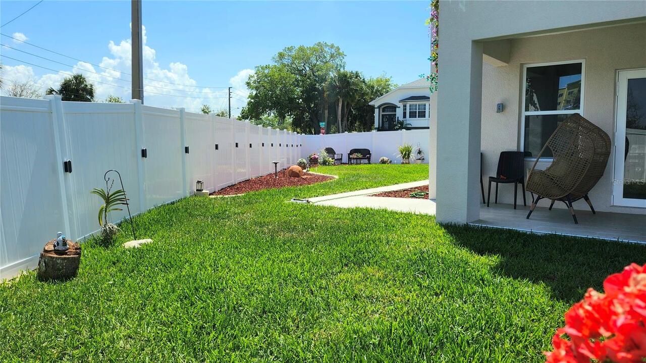 Listing Photo 11
