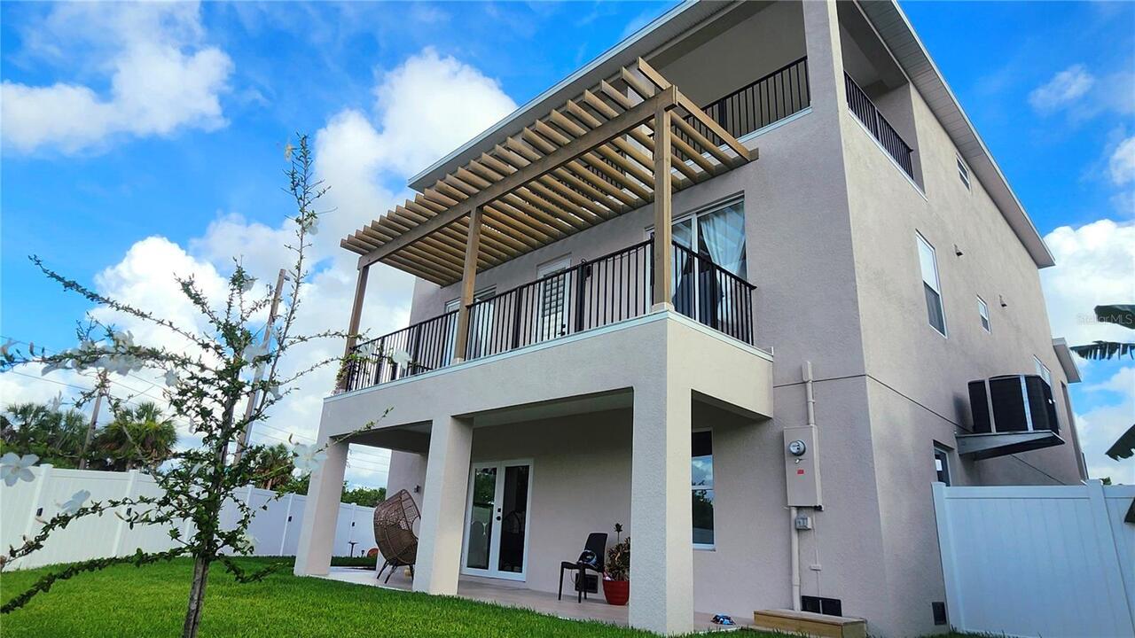Listing Photo 8