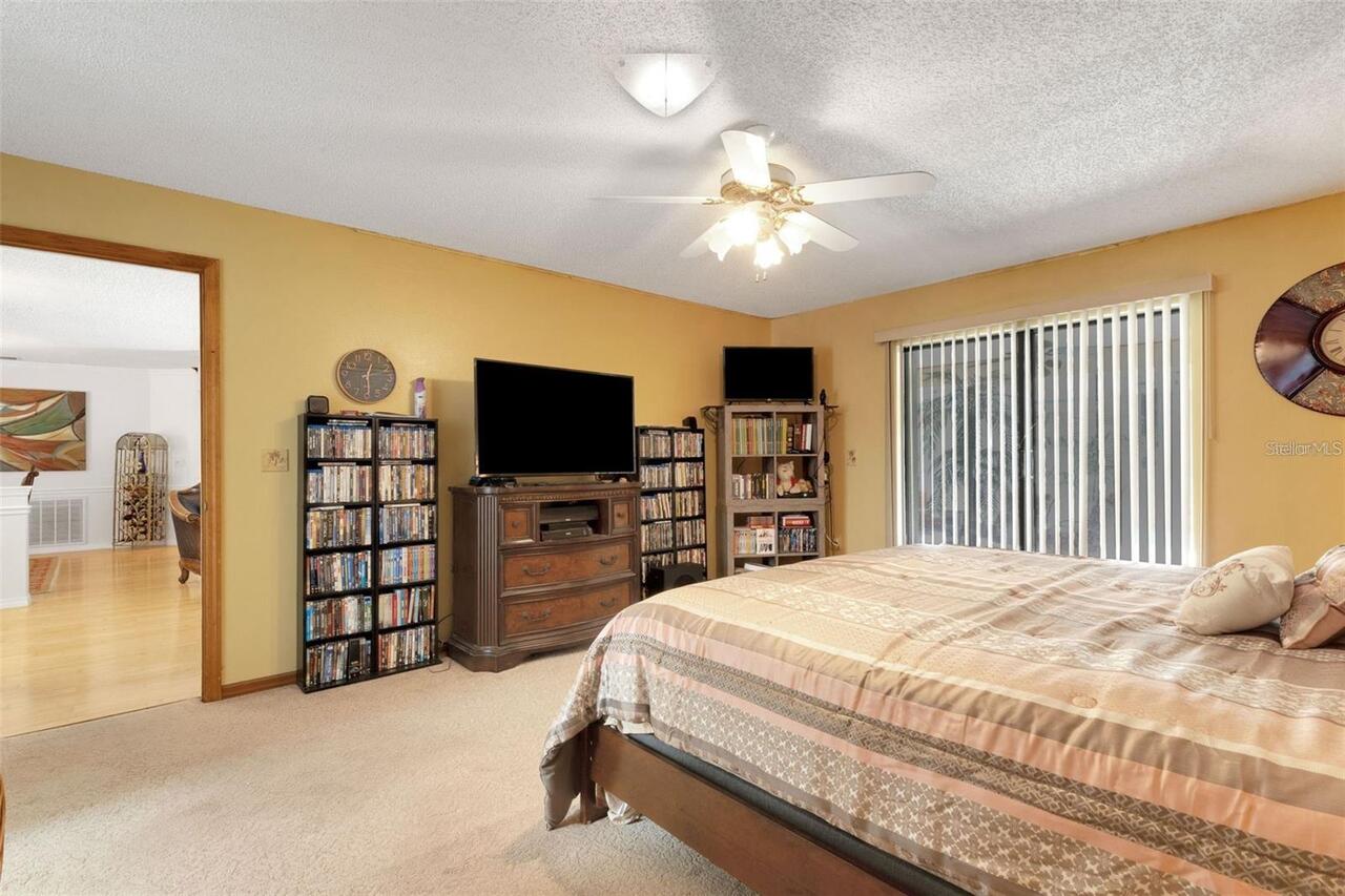 Listing Photo 15