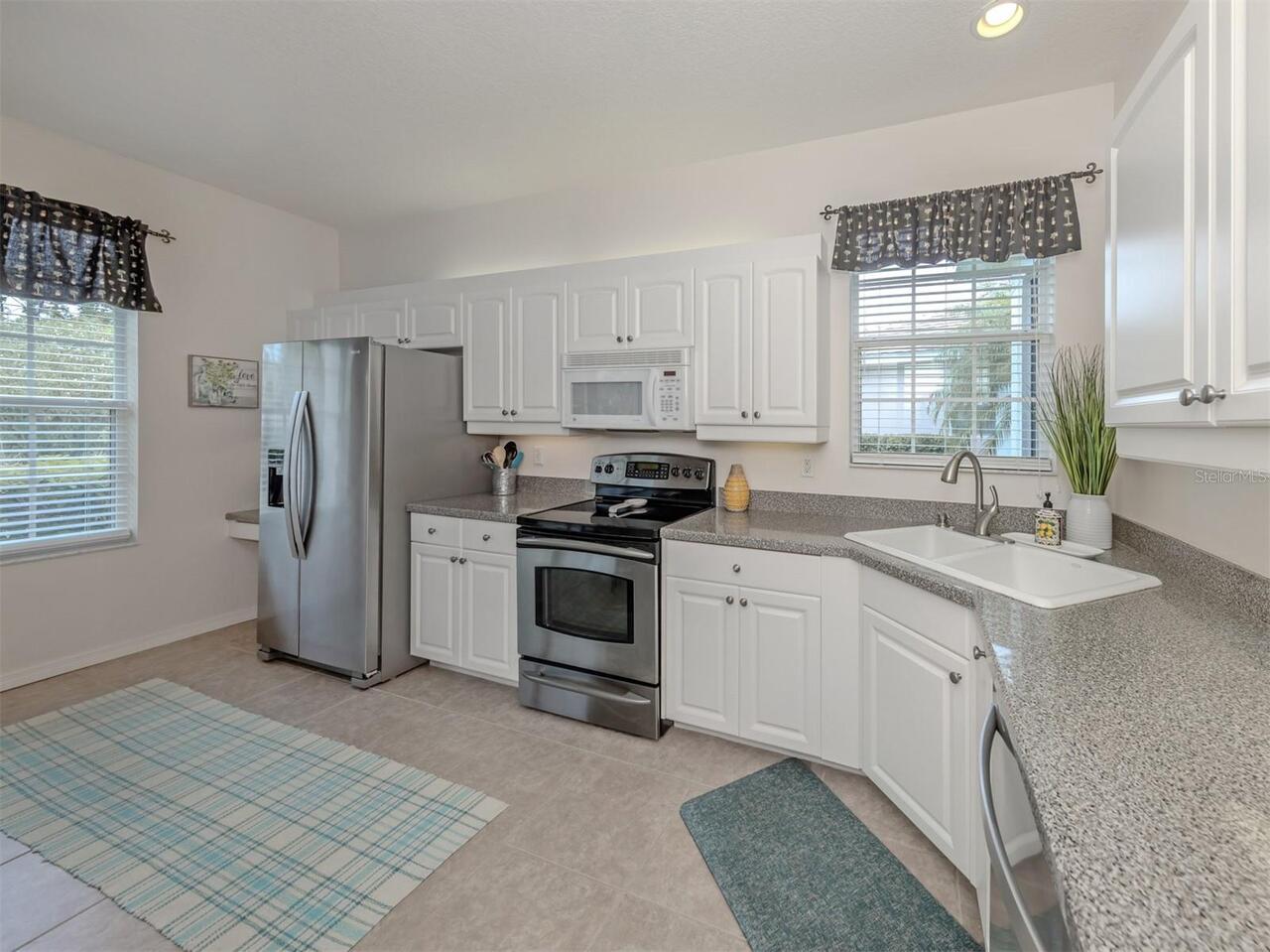 Listing Photo 11