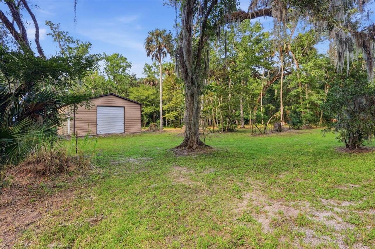 Listing Photo 12
