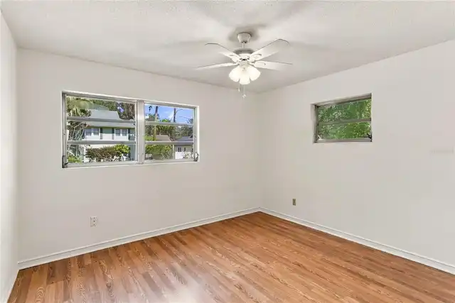 Listing Photo 23