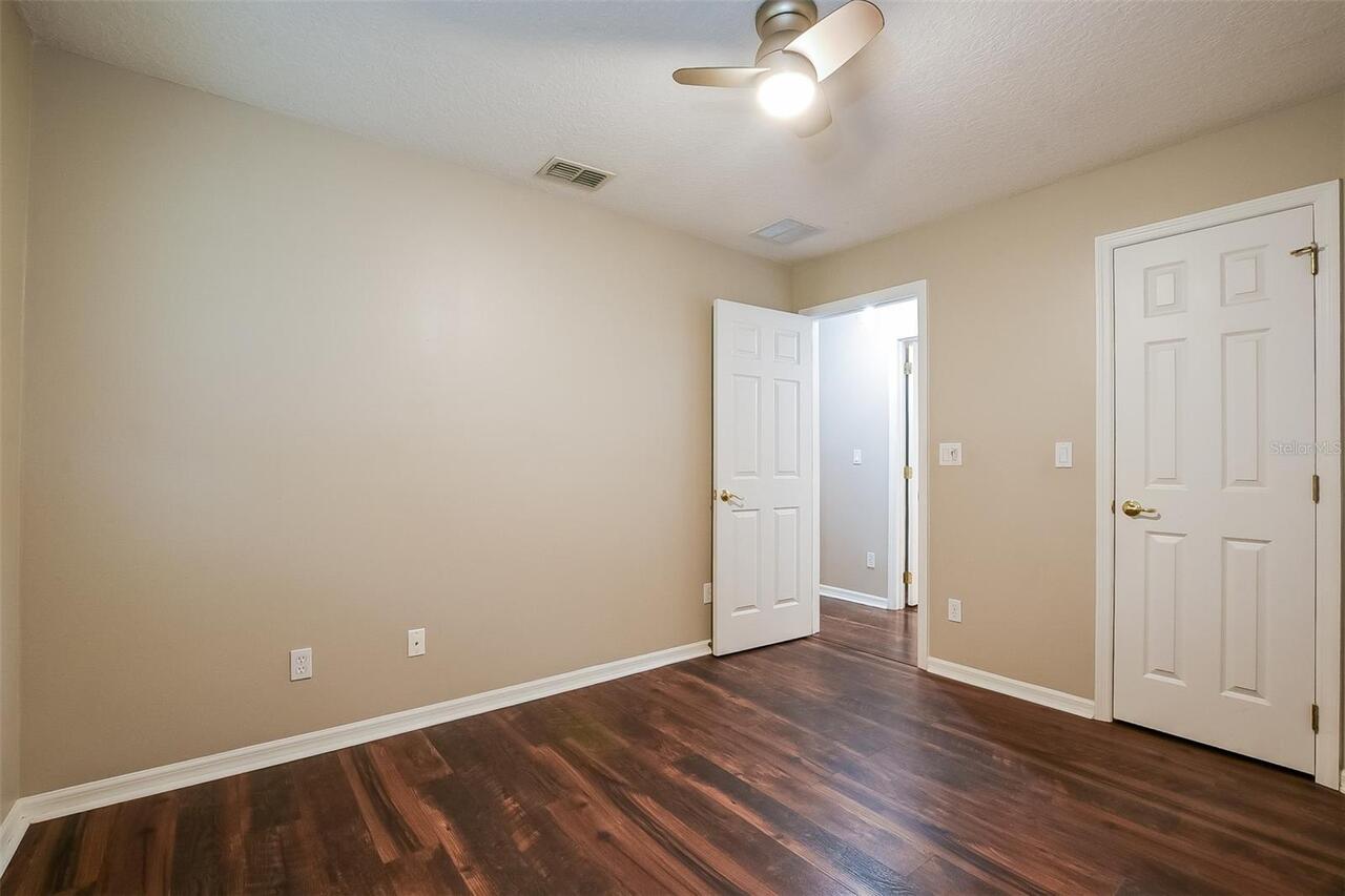 Listing Photo 22
