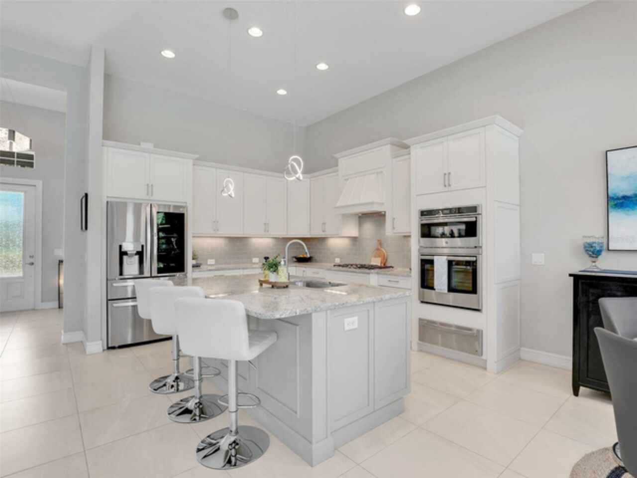 Listing Photo 12