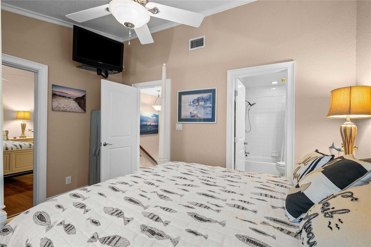 Listing Photo 32