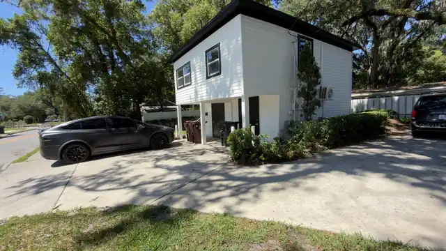 Listing Photo 21