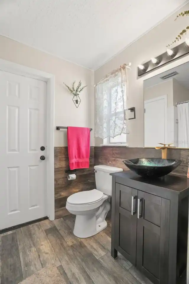 Listing Photo 13