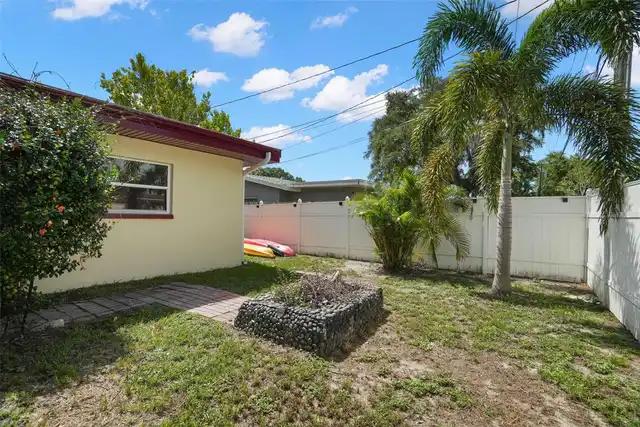 Listing Photo 24