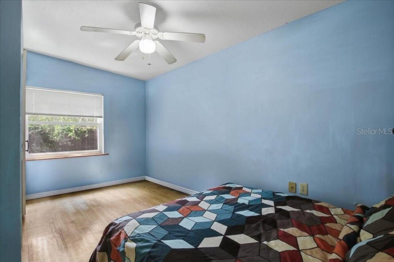 Listing Photo 9