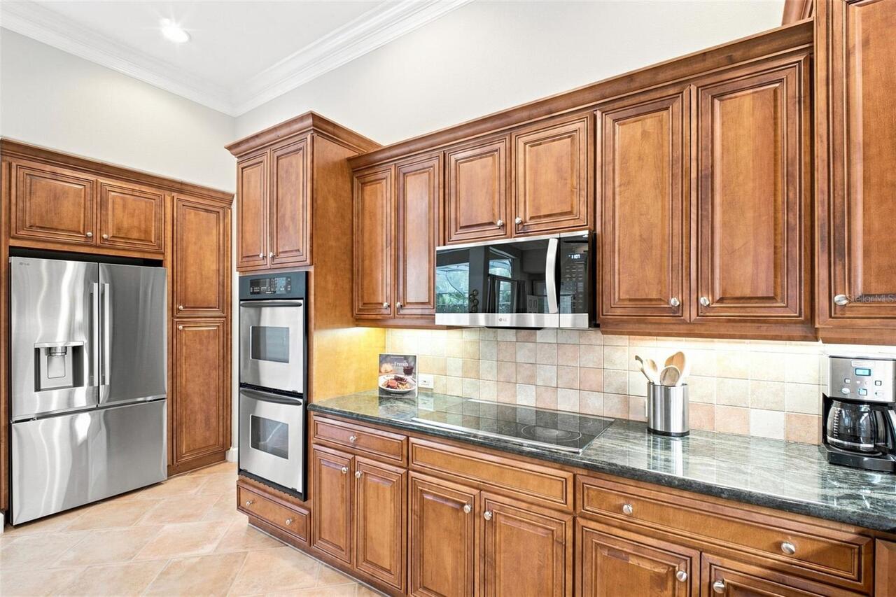Listing Photo 17