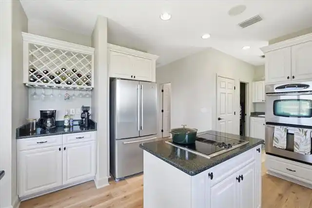 Listing Photo 31