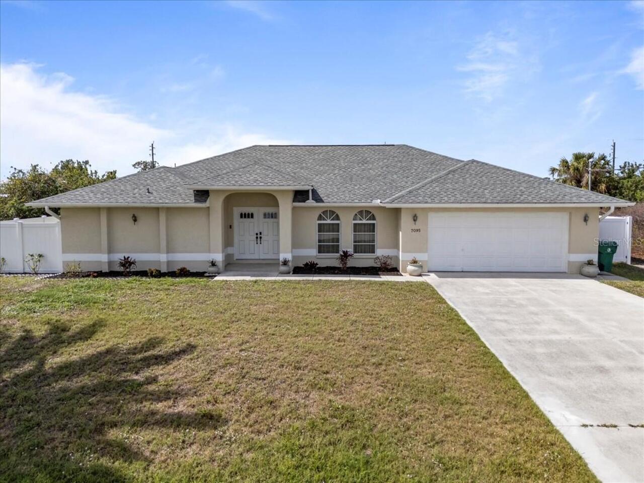 Listing Photo 1