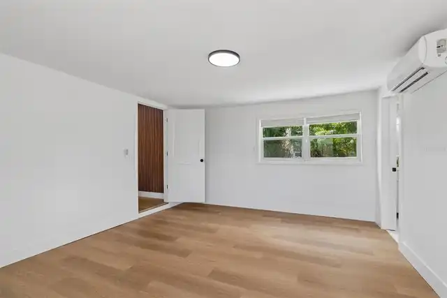 Listing Photo 24