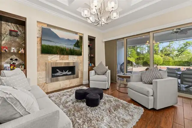 Listing Photo 18