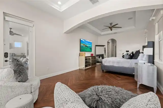 Listing Photo 32