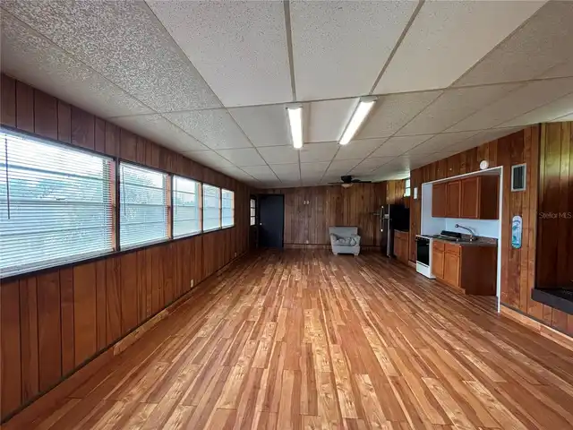 Listing Photo 22