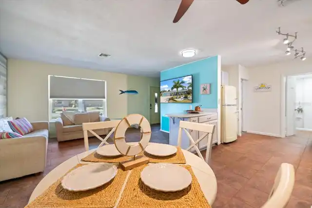 Listing Photo 8