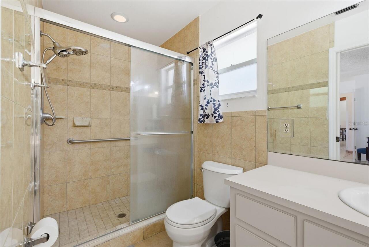 Listing Photo 21