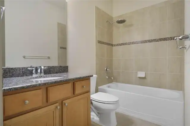 Listing Photo 16