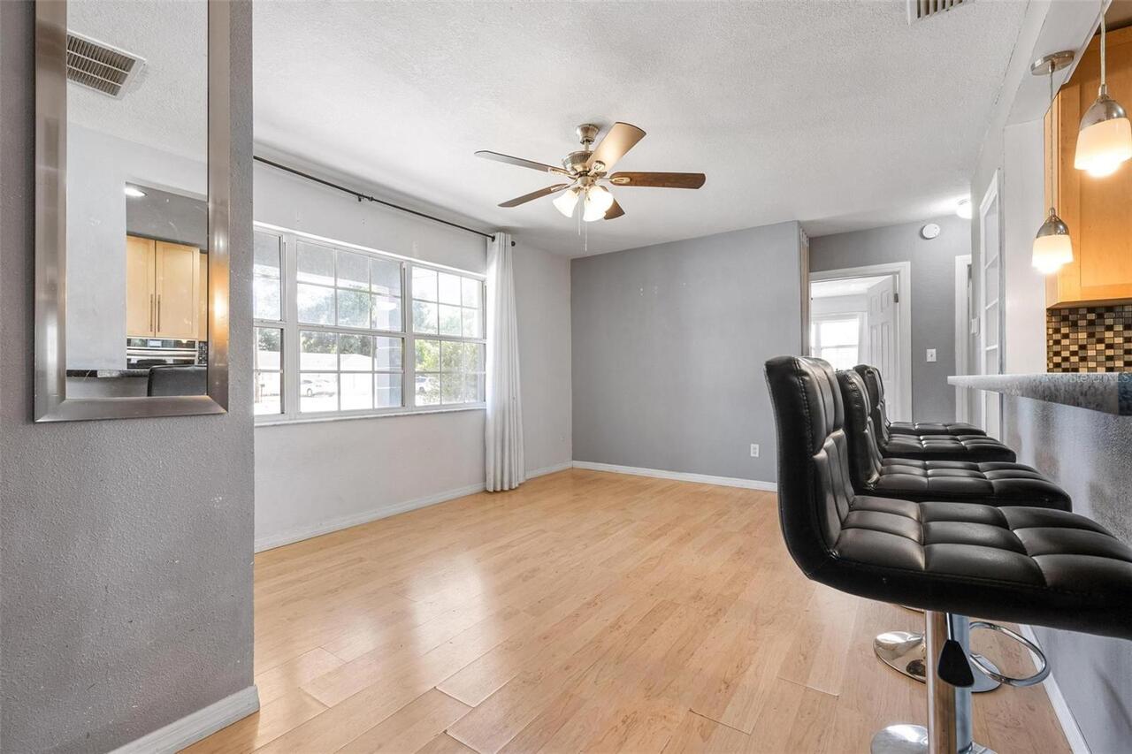 Listing Photo 9