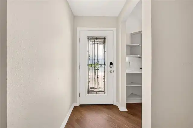 Listing Photo 11