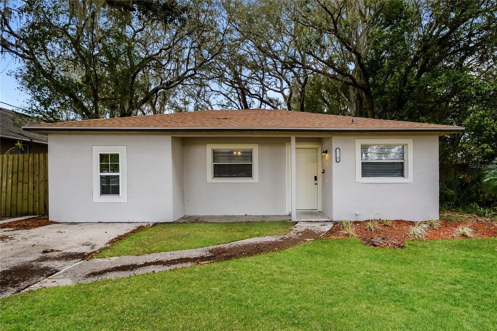 Mount Plymouth Real Estate