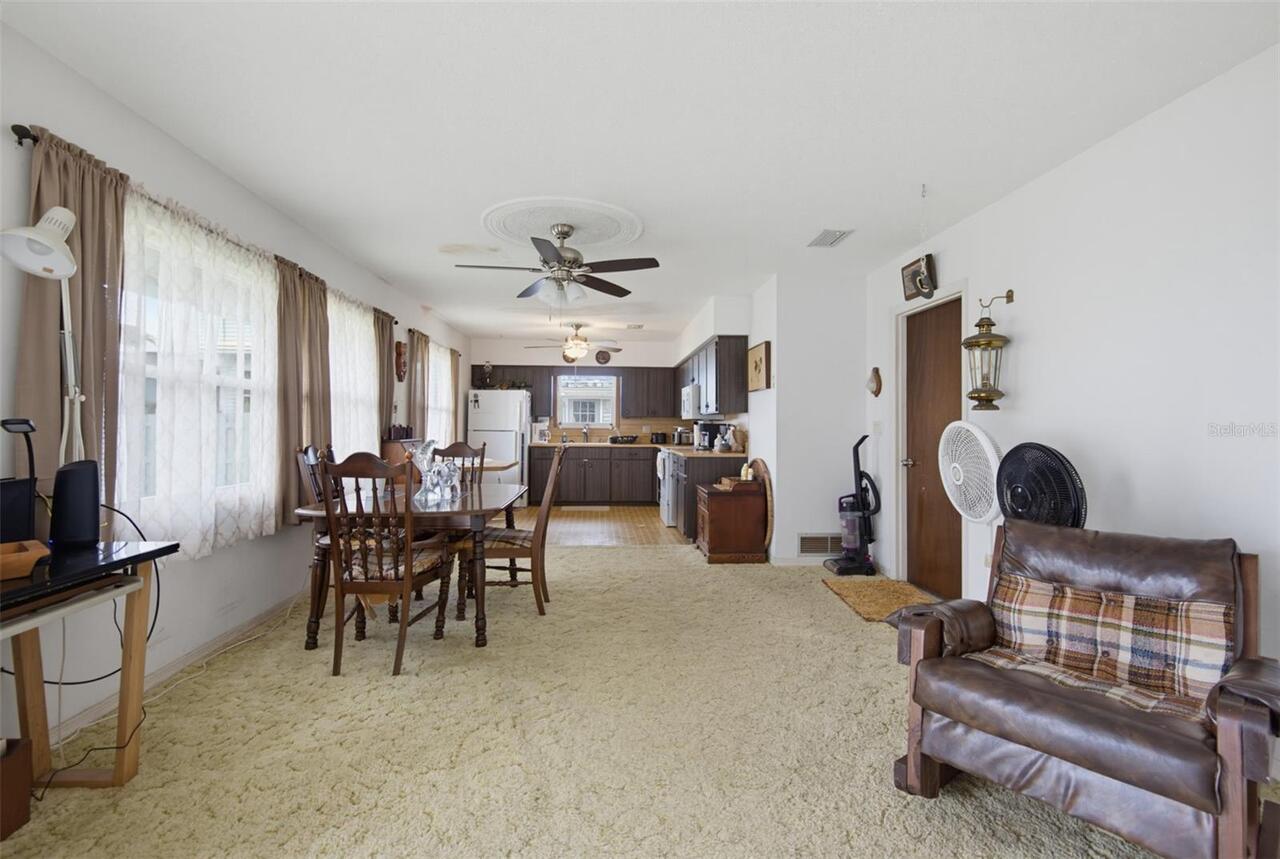 Listing Photo 16