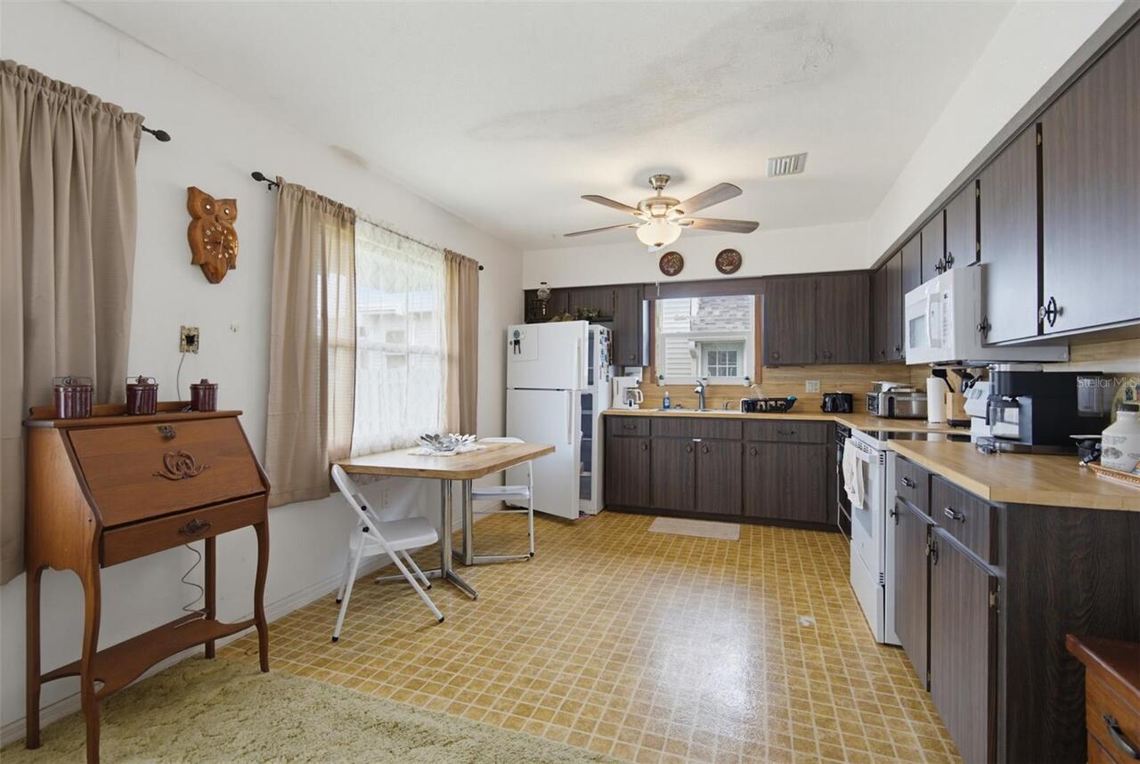 Listing Photo 18