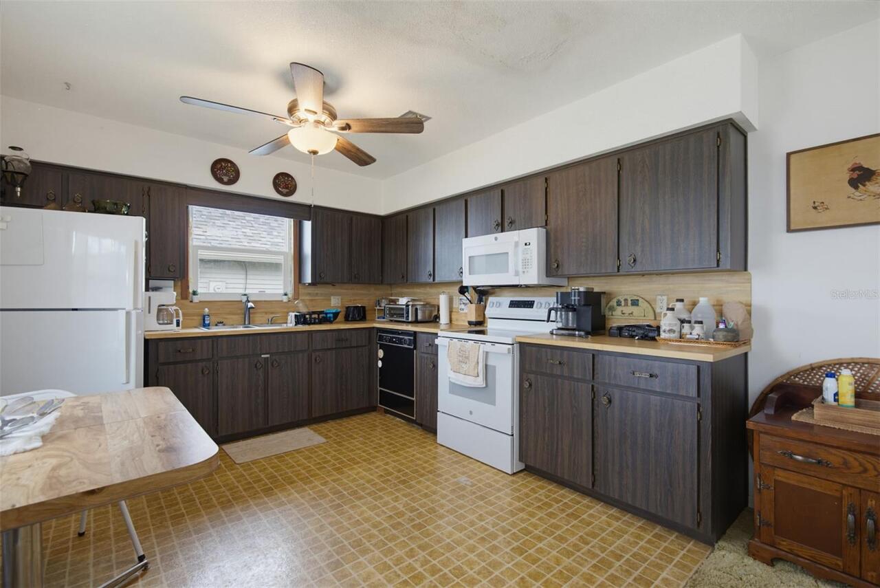 Listing Photo 19