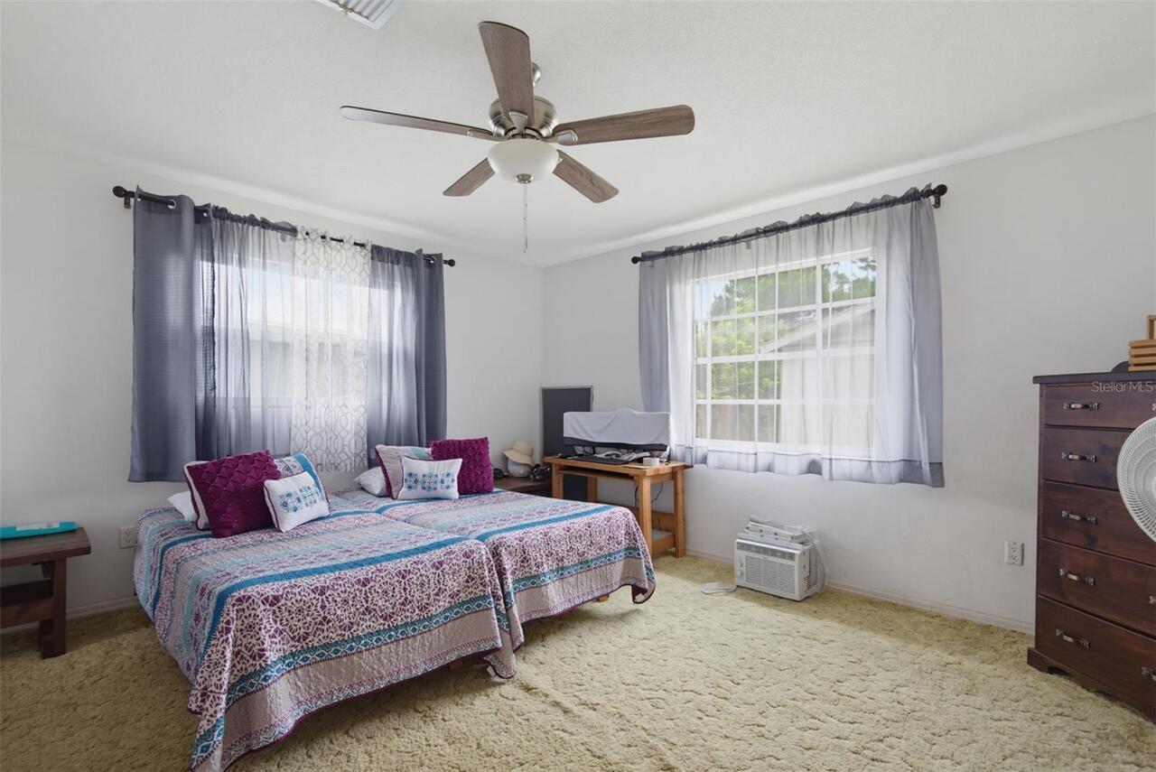 Listing Photo 22