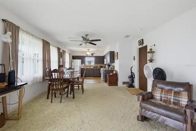 Listing Photo 16