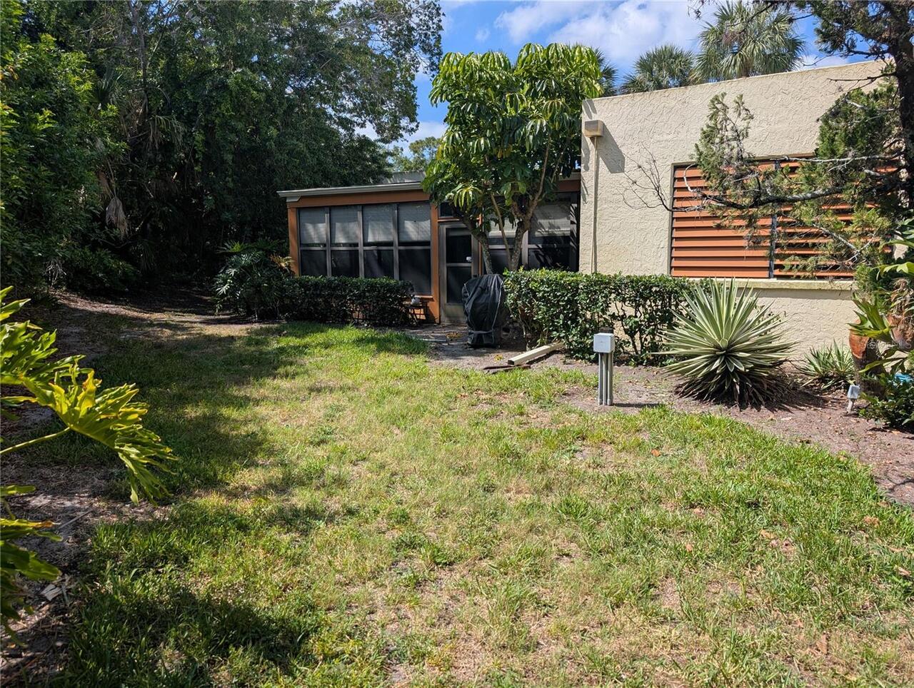 Listing Photo 15
