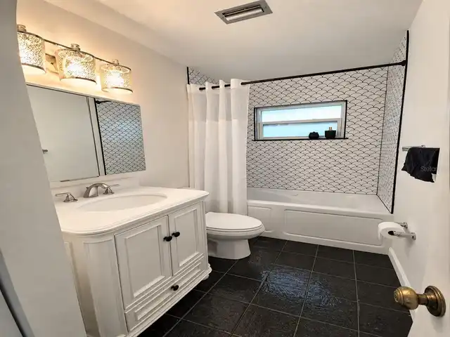 Listing Photo 25
