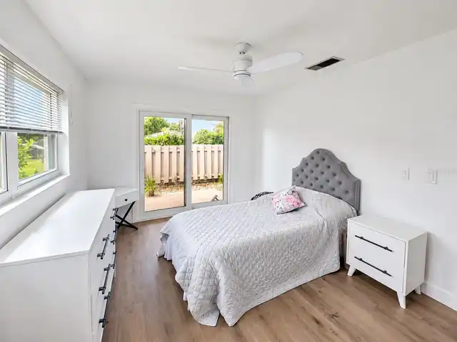 Listing Photo 24