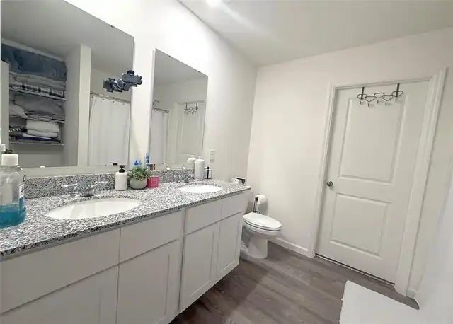 Listing Photo 15