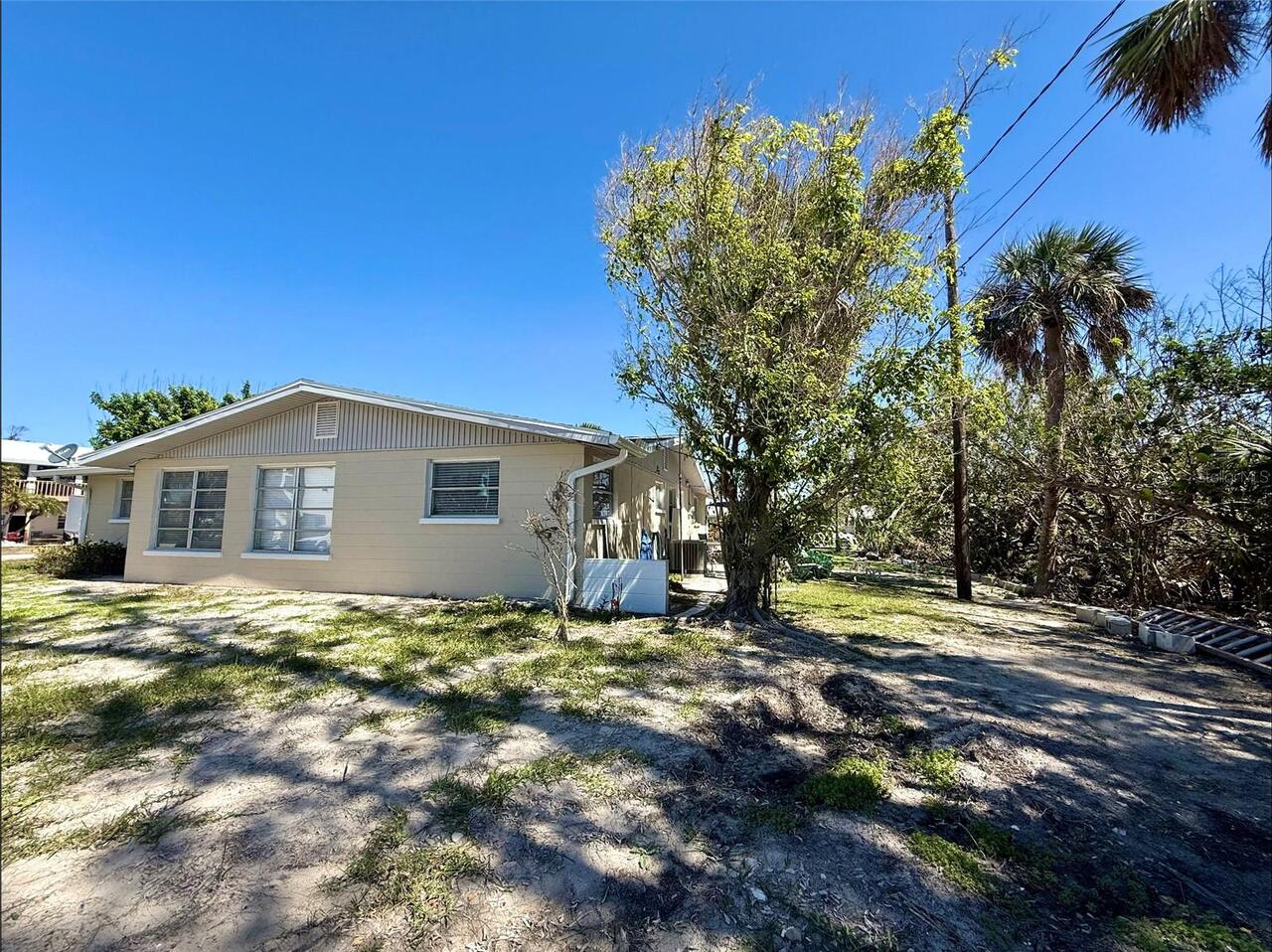 Listing Photo 8