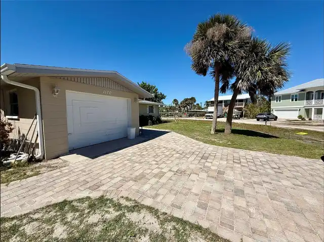 Listing Photo 6