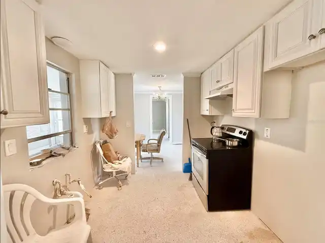 Listing Photo 15
