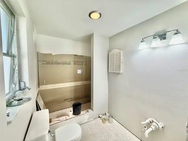 Listing Photo 18