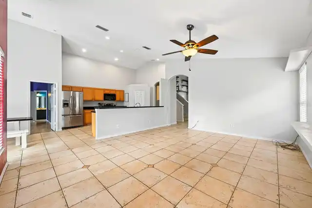 Listing Photo 6
