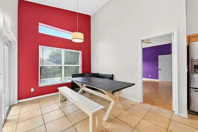 Listing Photo 10