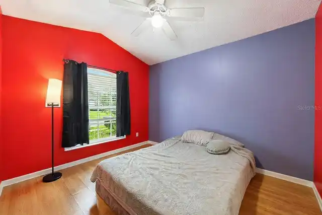 Listing Photo 16