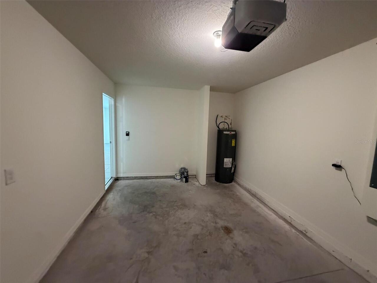 Listing Photo 12