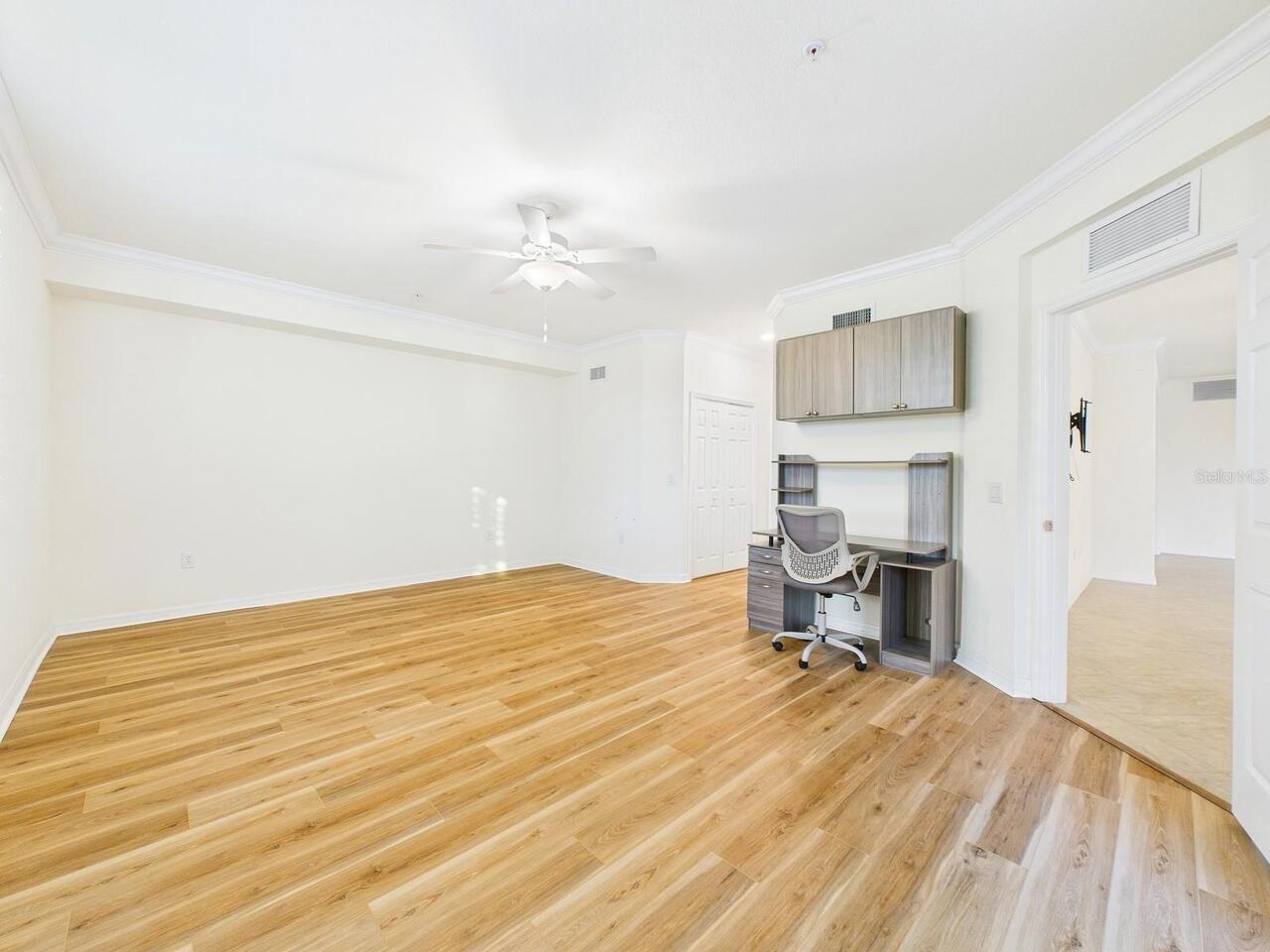 Listing Photo 33