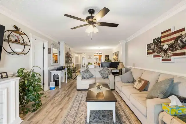 Listing Photo 9