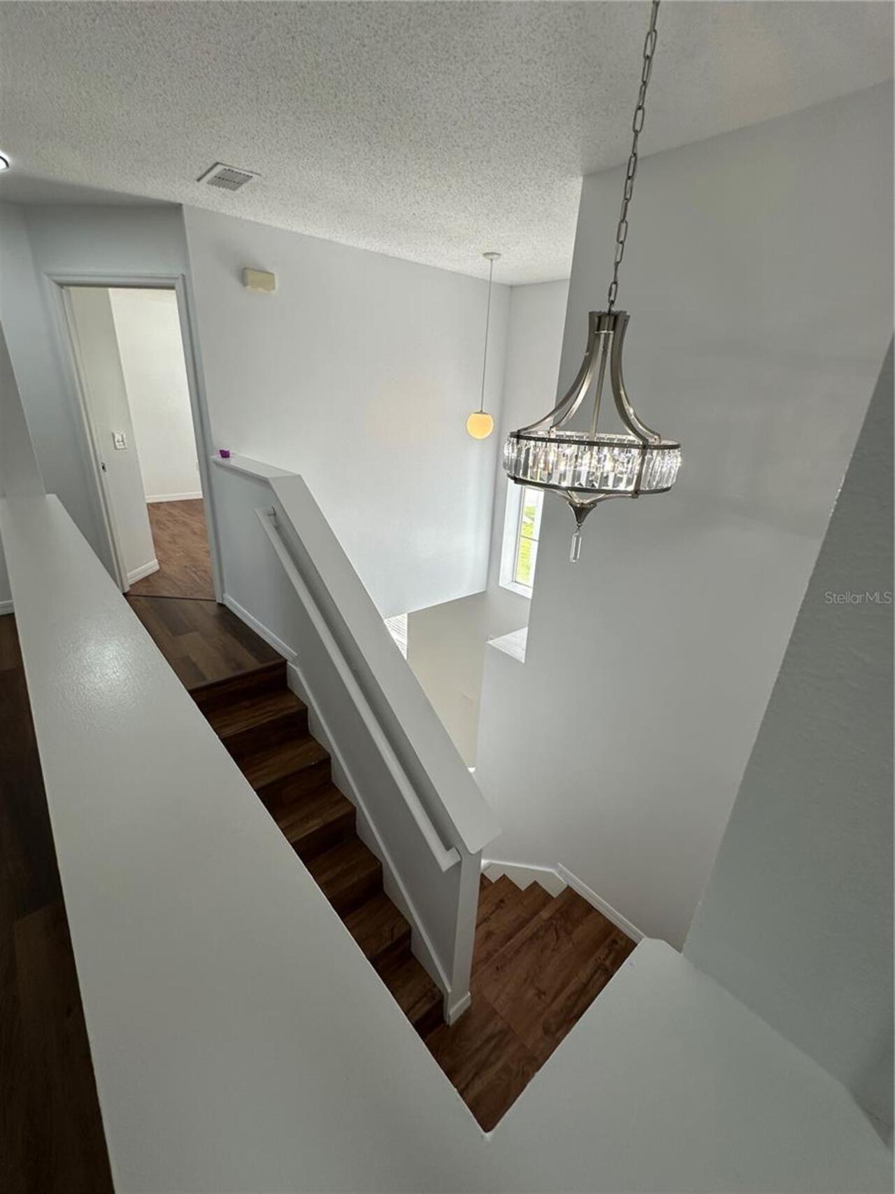 Listing Photo 14