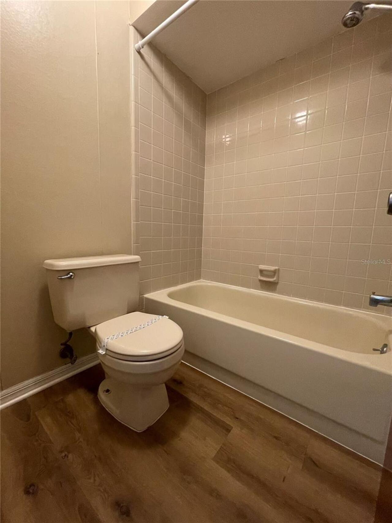 Listing Photo 12