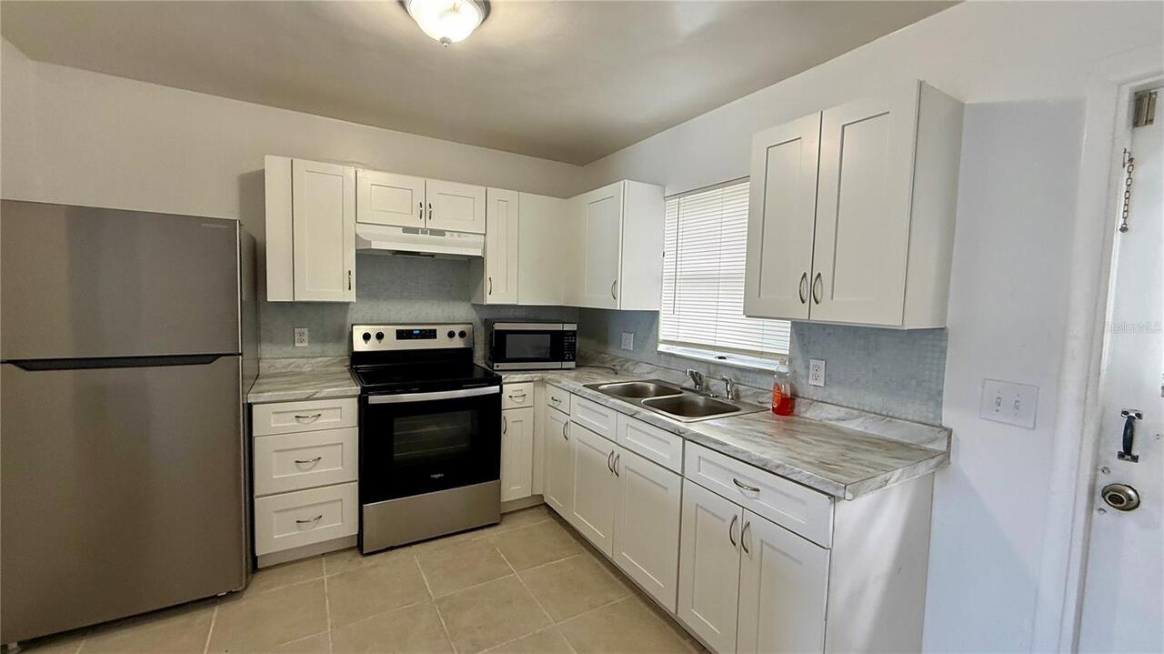 Listing Photo 7